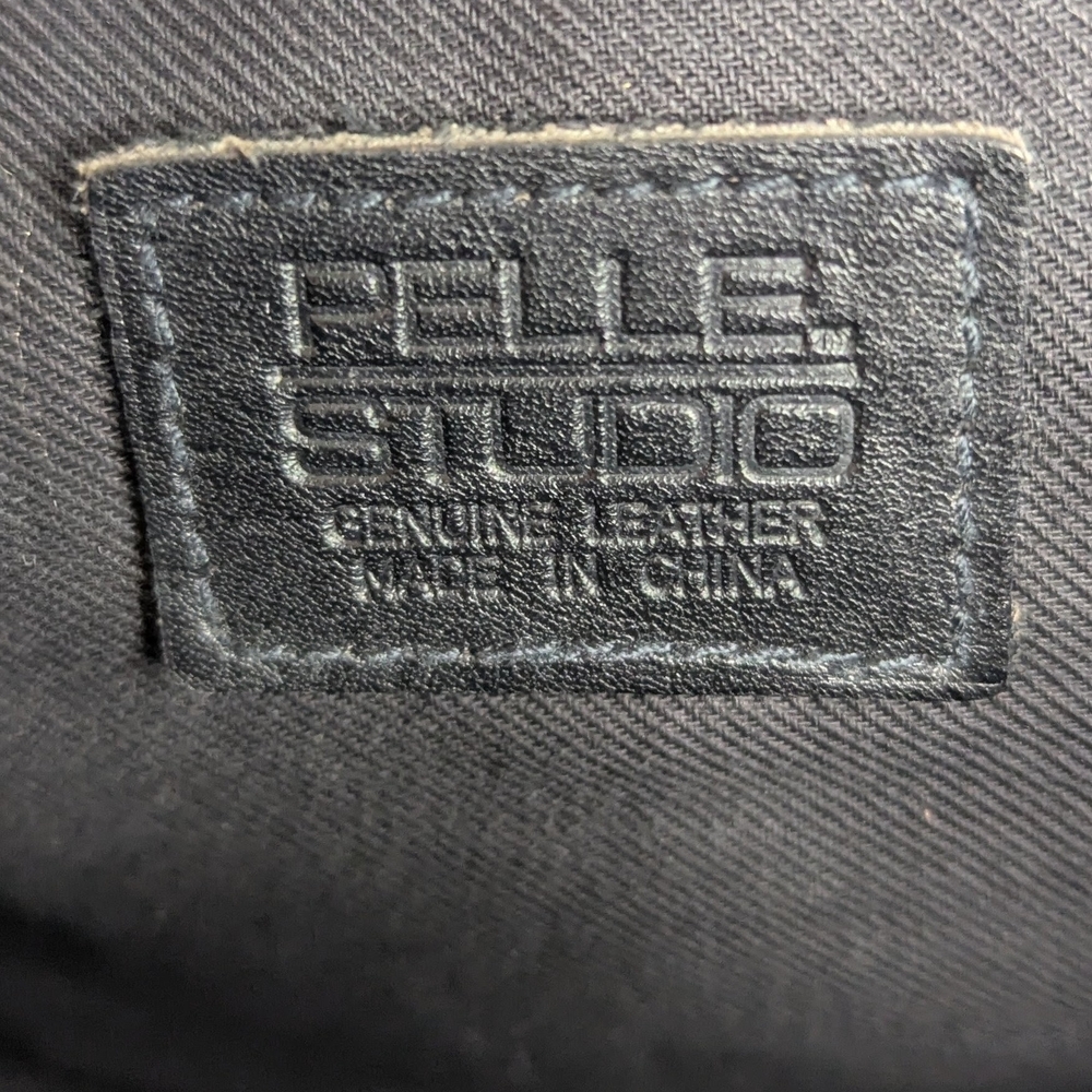 Wilson Pelle Studio Black Leather Crossbody Bag - Picture 7 of 15